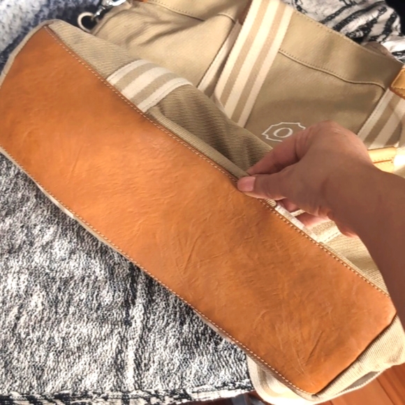 Pottery Barn Classic Diaper Bag Tote Canvas Leather Embroidered “O” Monogram - Picture 5 of 12